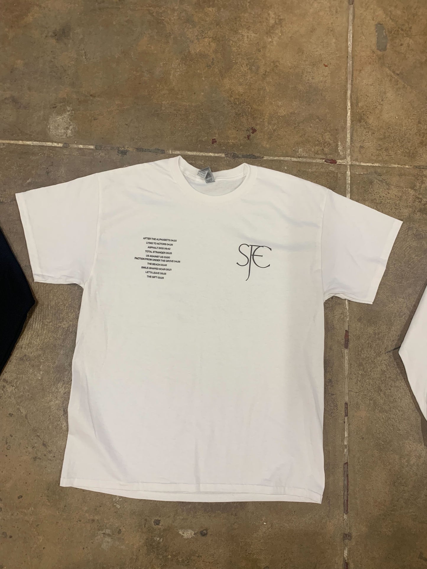 White Short Sleeve T Shirt
